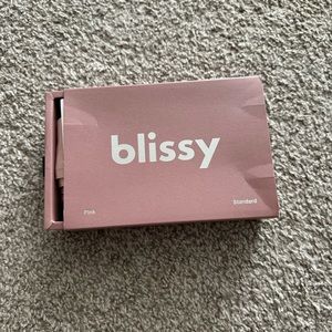 Blissy Standard Pink Silk Pillowcase